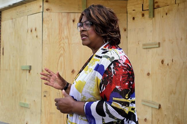 First black Ferguson mayor faces old problem: Protest damage | iNFOnews.ca