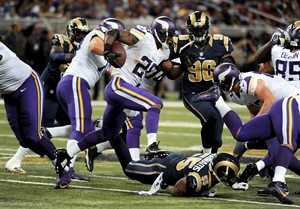Patterson shines out of backfield, Vikings whip Rams 34-6 in Zimmer's debut | iNFOnews.ca CP29794652