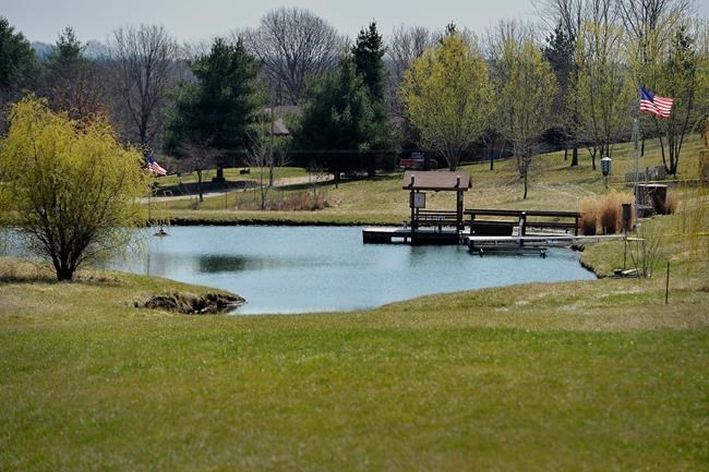 Police: 3-year-old twins die in Missouri pond accident | iNFOnews.ca