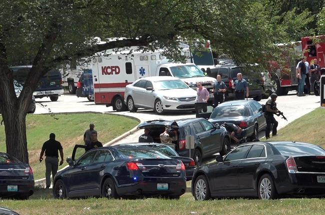 Police: Suspect dead after wounding 3 Kansas City officers | iNFOnews.ca