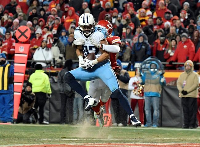 Titans rally from 21-3 hole, beat Chiefs 22-21 in playoffs | iNFOnews.ca Titans rally from 21-3 hole, beat Chiefs 22-21 in playoffs | iNFOnews.ca