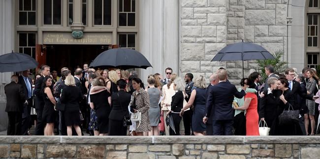 The Latest: Hundreds attend funeral for designer Kate Spade | iNFOnews.ca