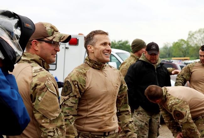 Hyperactive Missouri Gov. Greitens touts his physical feats | iNFOnews.ca