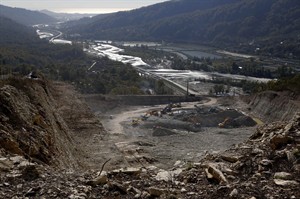 AP IMPACT: Trash dump in water protection zone breaks Russia's 'Zero Waste' Olympics pledge | iNFOnews.ca CP25717395