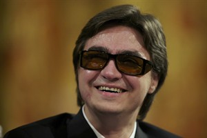 Moscow court cuts prison sentences for Bolshoi dancer and 2 accomplices in acid attack | iNFOnews.ca CP27480603