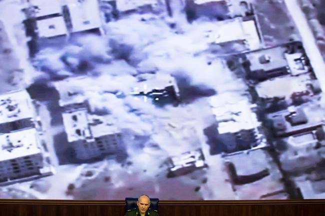 Fresh wave of airstrikes hit Syria's divided city of Aleppo | iNFOnews.ca CP924986906