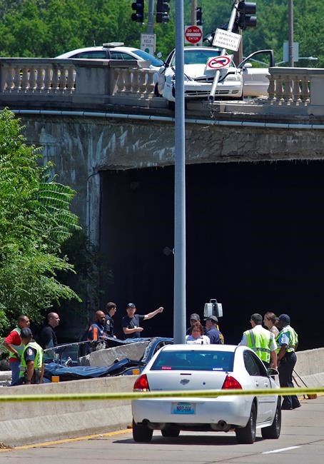 Report: St. Louis bridge deteriorating before fatal crash | iNFOnews.ca Report: St. Louis bridge deteriorating before fatal crash | iNFOnews.ca