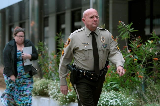 Gay Missouri cop to finish career on 'my terms' after suit | iNFOnews.ca