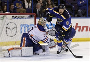 Tarasenko's OT goal gives Blues 4-3 win over Oilers | iNFOnews.ca CP30905547