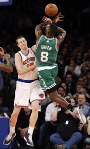 Pierce leads Celtics past Knicks, 102-96 in first matchup of the season | iNFOnews.ca Pierce leads Celtics past Knicks, 102-96 in first matchup of the season | iNFOnews.ca