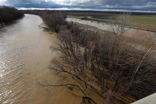 Storms sweep southern US, Midwest as death toll rises to 11 | iNFOnews.ca Storms sweep southern US, Midwest as death toll rises to 11 | iNFOnews.ca