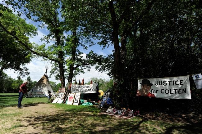 Remaining protesters at Regina camp arrested, and teepee will come down | iNFOnews.ca