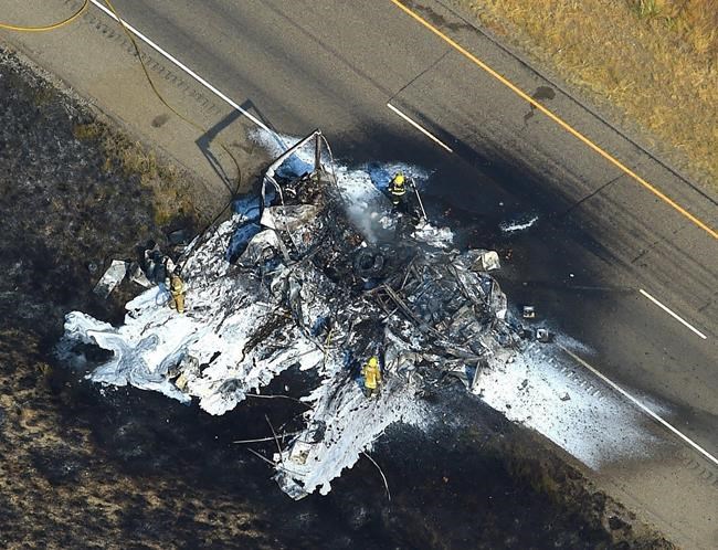 Trailer hauling hazardous materials caught fire on I-94 | iNFOnews.ca Trailer hauling hazardous materials caught fire on I-94 | iNFOnews.ca
