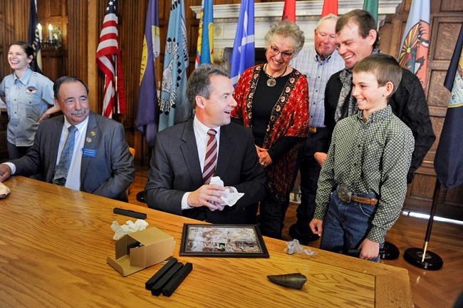 Court: Montana family owns dinosaur fossils worth millions | iNFOnews.ca