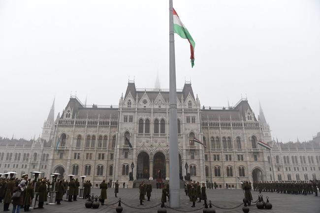 Hungary: Teacher hailed for saving lives in fiery bus crash | iNFOnews.ca