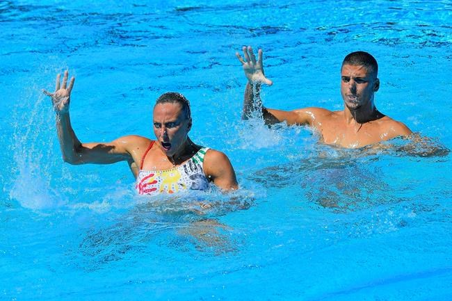 Minisini, Flamini get Italy's 1st gold at swimming worlds | iNFOnews.ca