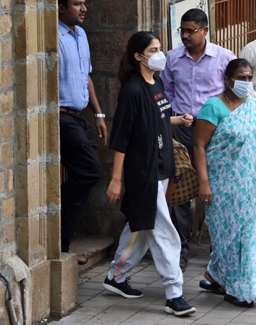 Bollywood actress at the centre of media frenzy granted bail | iNFOnews.ca