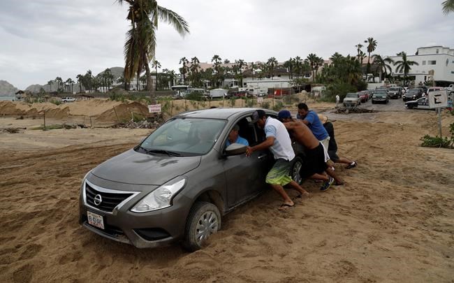 Hurricane Newton slams Mexico's Los Cabos resorts, 2 dead | iNFOnews.ca
