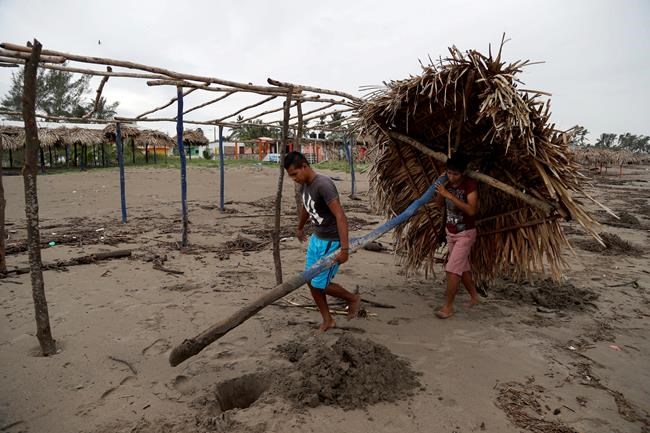 Death toll 61 in Mexico quake as hurricane hits Gulf coast | iNFOnews.ca
