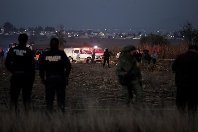 Mexico invites US experts to investigate helicopter crash | iNFOnews.ca Mexico invites US experts to investigate helicopter crash | iNFOnews.ca