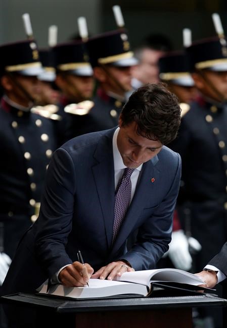 Canada PM talks wages on Mexico visit, amid NAFTA talks | iNFOnews.ca Canada PM talks wages on Mexico visit, amid NAFTA talks | iNFOnews.ca