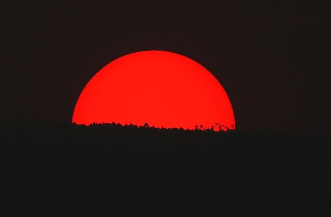 Mexico City declares pollution alert over smoke from fires | iNFOnews.ca