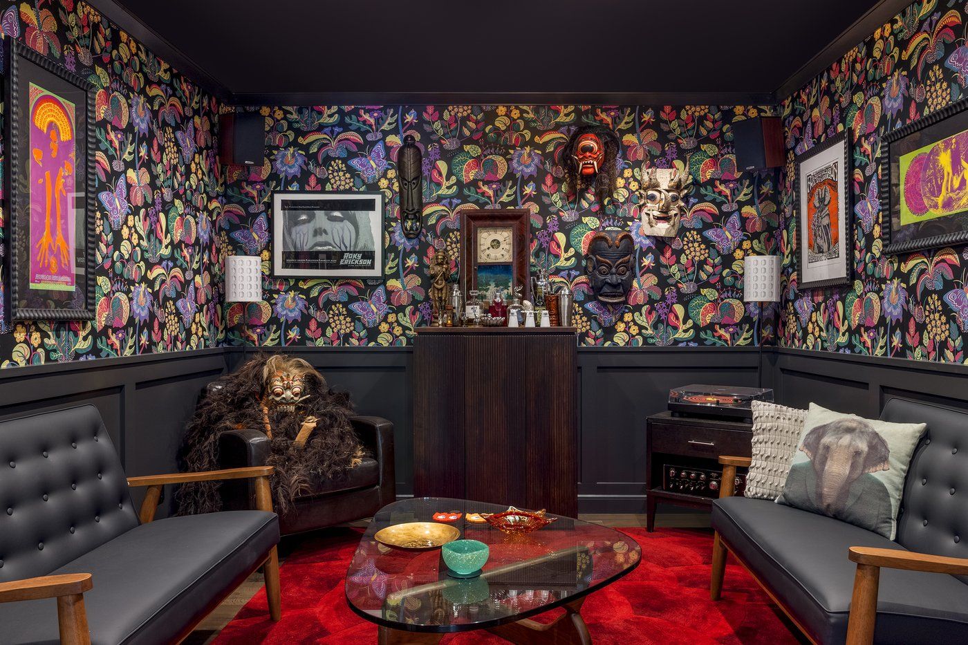Bring some happy vibes home with fall's 'dopamine decor' trend | iNFOnews.ca