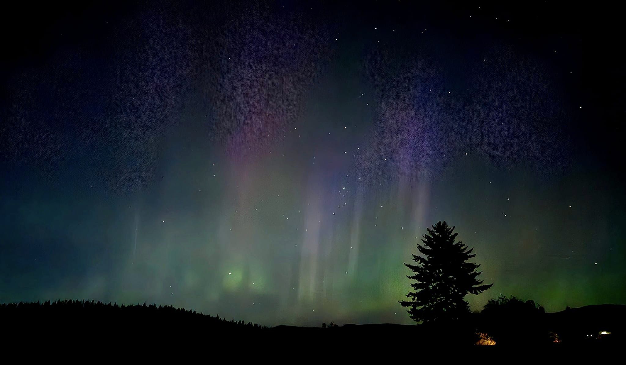 iN PHOTOS: Incredible northern lights show in Kamloops, Okanagan | iNFOnews.ca