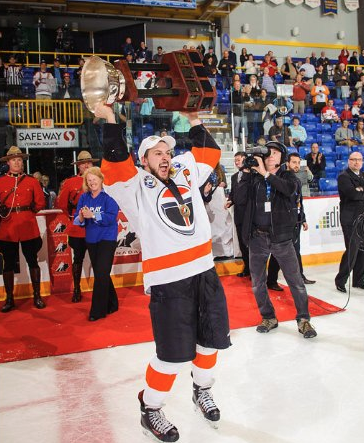 Yorkton caps dramatic comeback with RBC Cup win | iNFOnews.ca