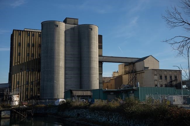 Rogers Sugar asks for mediation to help bring end to refinery strike | iNFOnews.ca Rogers Sugar asks for mediation to help bring end to refinery strike | iNFOnews.ca