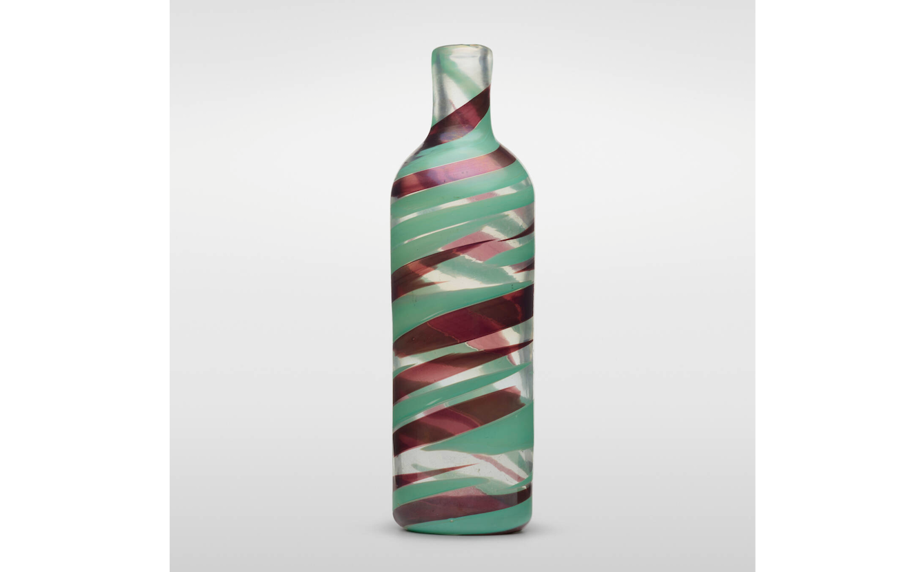 She bought a colourful vase at a thrift store for $3.99. The rare piece sold at auction for $107,000 | iNFOnews.ca