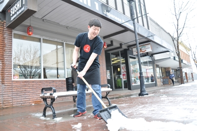 Flurries expected to be temporary; Environment Canada | iNFOnews.ca