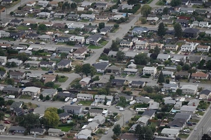 B.C. home sales slide almost 10 per cent in March despite mortgage rate drop | iNFOnews.ca