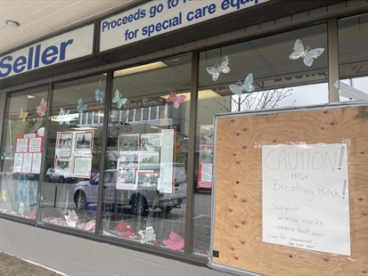 Thieves steal thousands of dollars worth of jewelry from Kamloops hospital thrift store | iNFOnews.ca