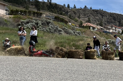 iN PHOTOS: Longboards and street luges racing down Knox Mountain in Kelowna | iNFOnews.ca