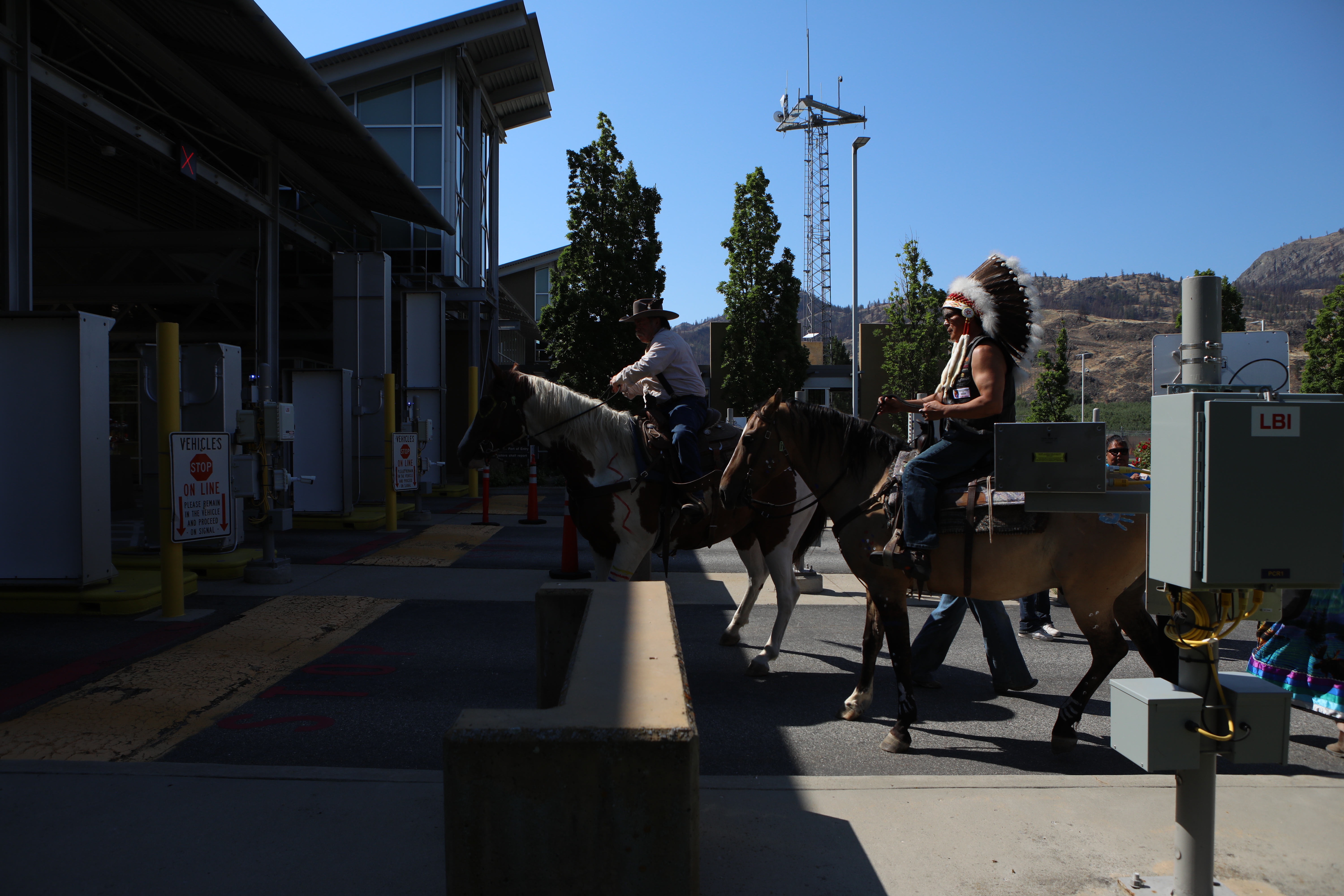 syilx Okanagan people and their kin cross Canada-U.S. border on horseback | iNFOnews.ca