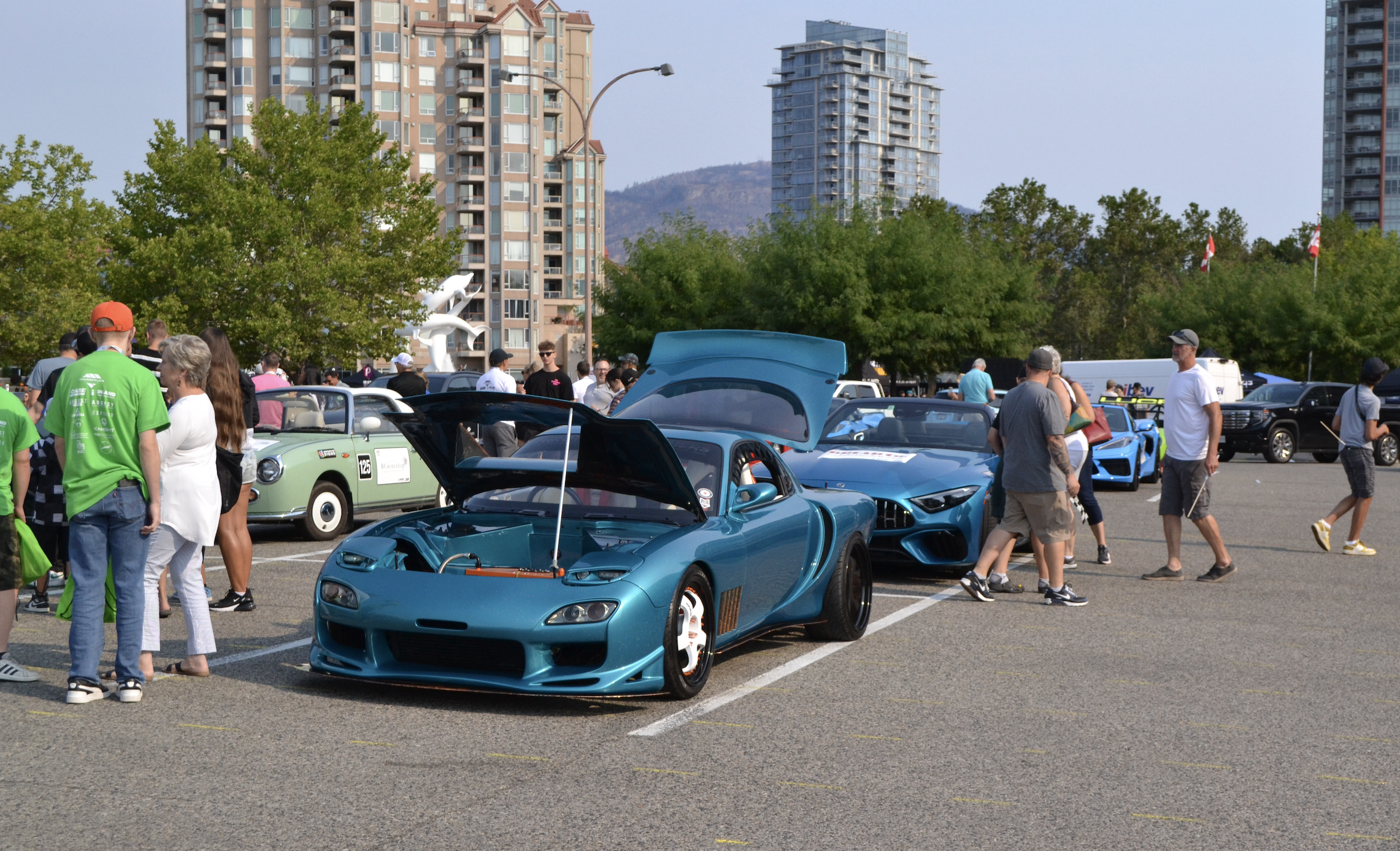 iN PHOTOS: Supercars started their engines in Kelowna for Okanagan Dream Rally | iNFOnews.ca