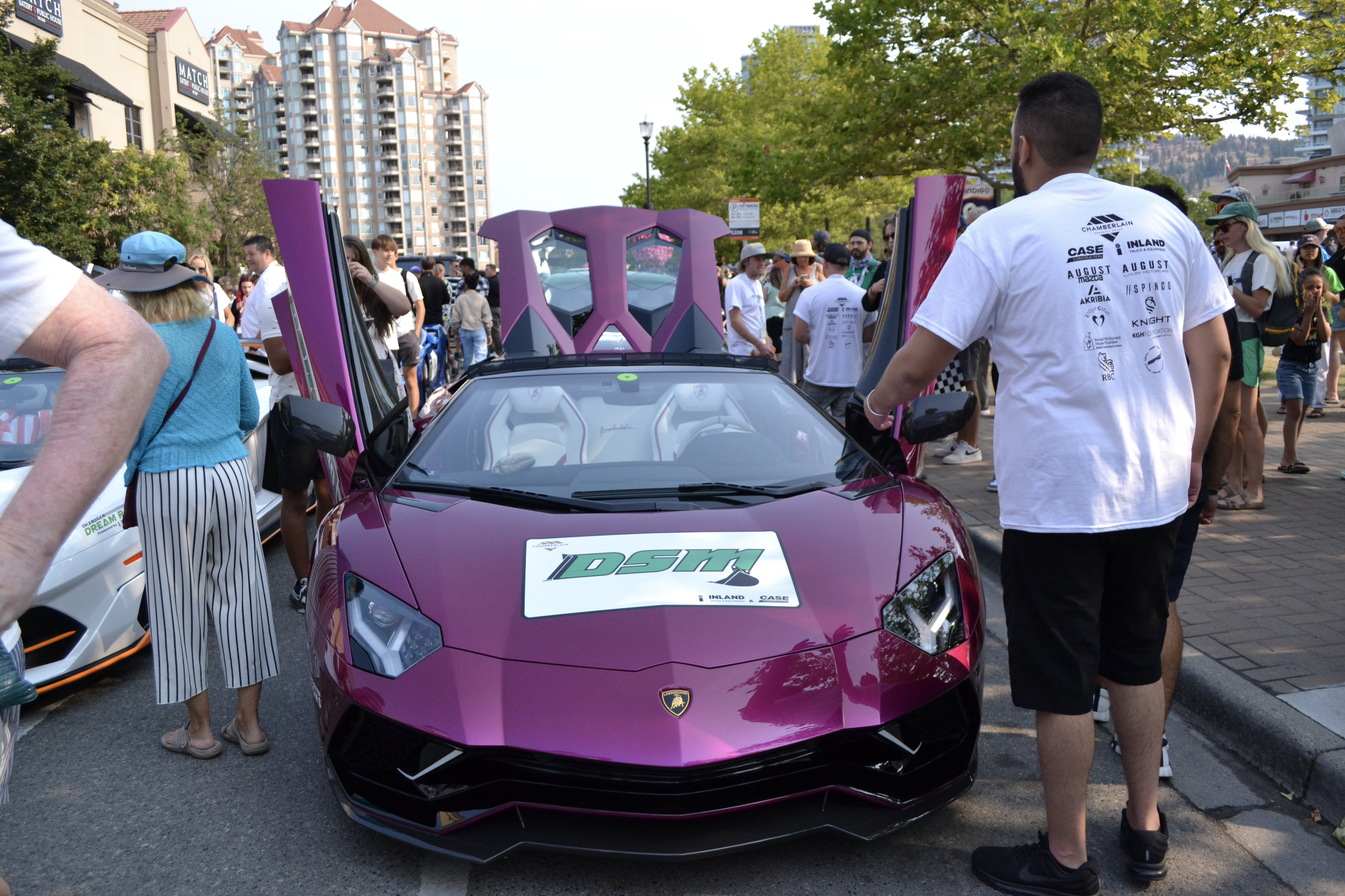 iN PHOTOS: Supercars started their engines in Kelowna for Okanagan Dream Rally | iNFOnews.ca