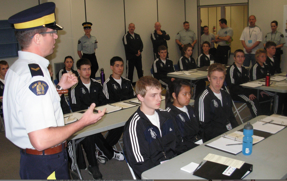 Students return to classrooms during break for police training | iNFOnews.ca Students return to classrooms during break for police training | iNFOnews.ca