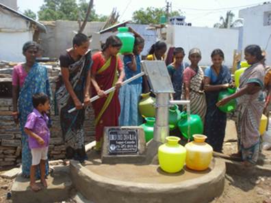 UBC students turn brownies and Bundt cakes into necessity of life in India | iNFOnews.ca
