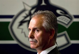 Sedins will have minutes managed as new Canucks coach Desjardins takes helm | iNFOnews.ca