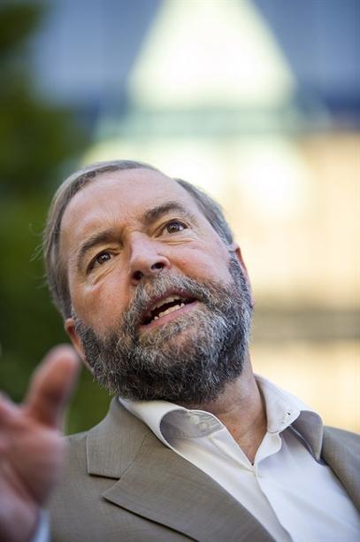 Mulcair promises minimum wage for federally regulated workers | iNFOnews.ca