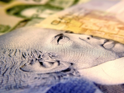 Report says municipalities pay rates for employees ahead of province | iNFOnews.ca