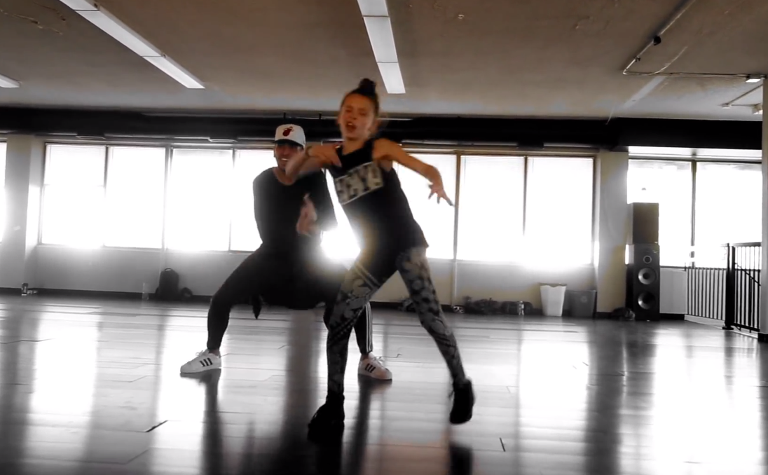 Epic Anaconda dance | iNFOnews.ca