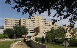 Federal health officials confirm first Ebola case diagnosed in the United States | iNFOnews.ca