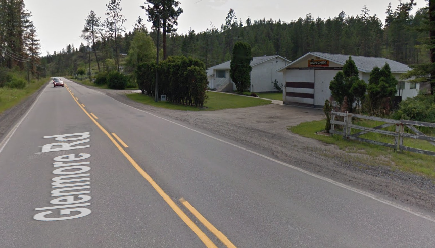 Fire destroys garage on Glenmore Road | iNFOnews.ca