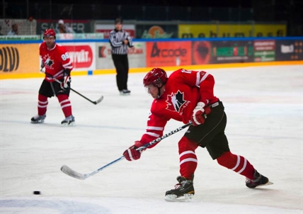 Vernon player puts disability on the ice | iNFOnews.ca Vernon player puts disability on the ice | iNFOnews.ca