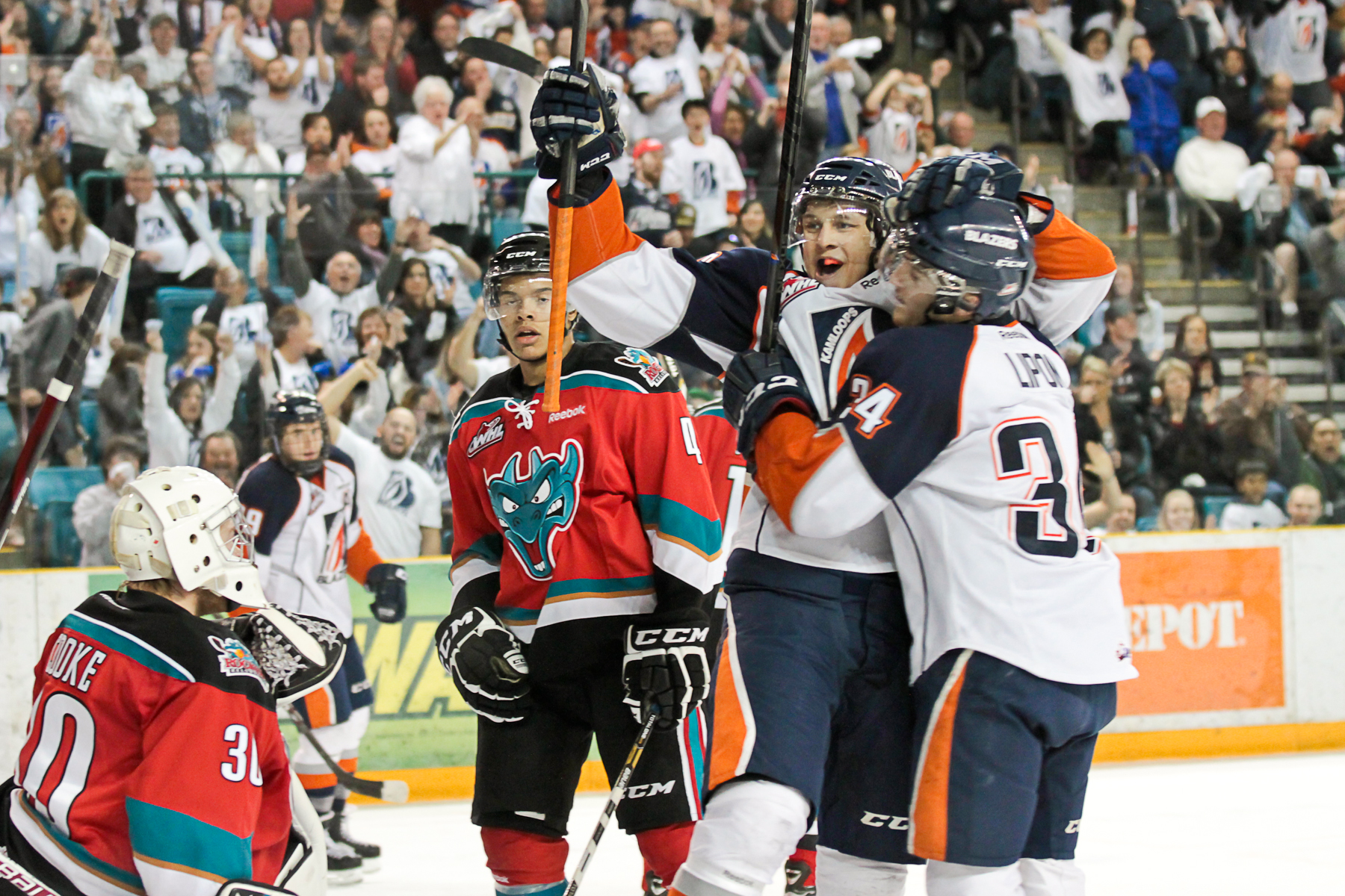 Blazers sweep Rockets | iNFOnews.ca Blazers sweep Rockets | iNFOnews.ca