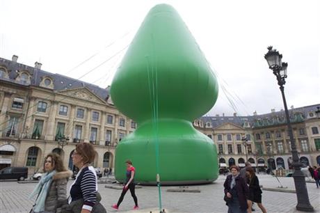 Plug pulled on controversial inflatable Parisian art | iNFOnews.ca