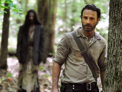 TV Blog Buzz: Deadly mid-season finale of 'Walking Dead'; 'Parks and Rec' goodbye | iNFOnews.ca TV Blog Buzz: Deadly mid-season finale of 'Walking Dead'; 'Parks and Rec' goodbye | iNFOnews.ca